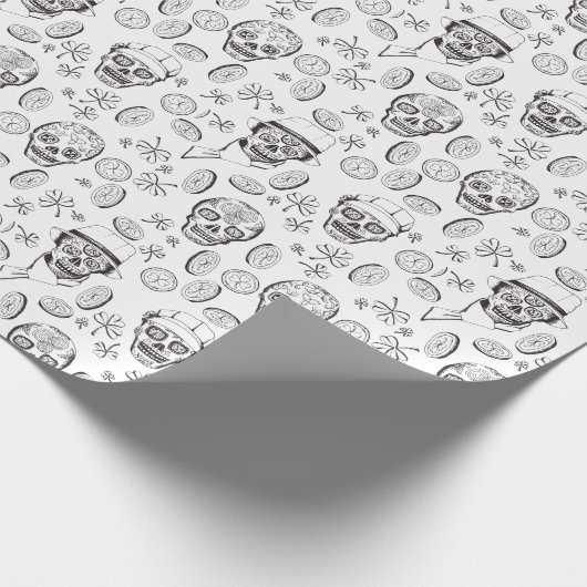 St Patricks Black & White Irish Sugar Skulls Geschenkpapier (Ecke)