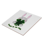 St. Patricks Bunny Proud zu irischem Kleeblatt Fliese (Seite)