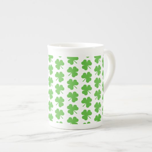 St. Patrick's Clover Bone China Tasse (Vorderseite Rechts)