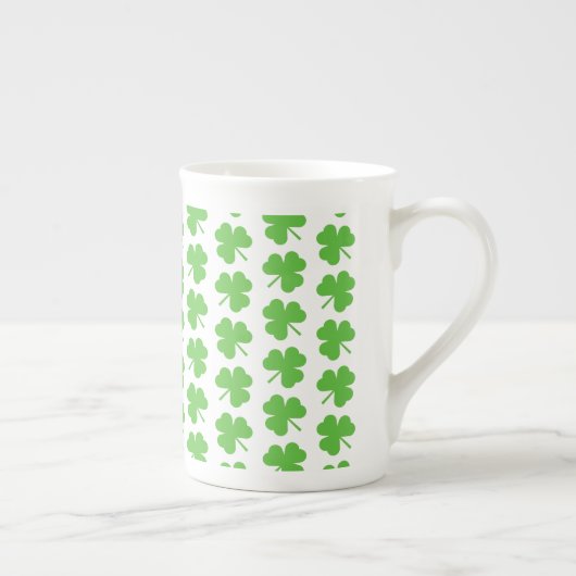 St. Patrick's Clover Bone China Tasse (Rechts)