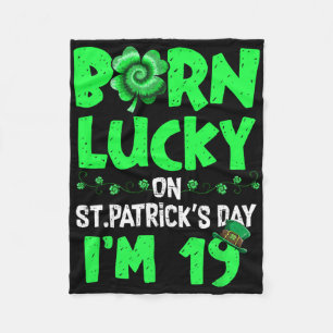St Patricks Day 19. Geburtstag Junge Mädchen 19 Ja Fleecedecke