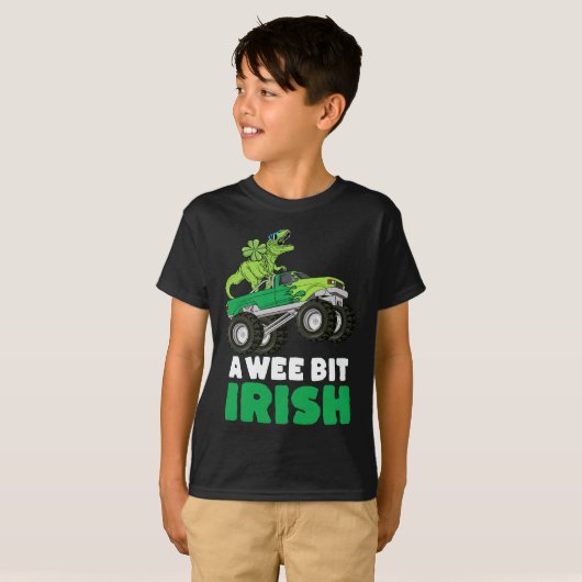 St Patricks Day A Wee Bit Irish TRex Monster Truck T-Shirt (Vorne ganz)