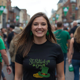 St. Patrick's Day Basic T-Shirt für Damen
