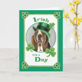 St. Patrick's Day Basset Karte (Gelbe Blume)