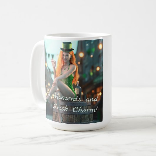 St Patrick's Day Beauty sitzt auf einem Fass Kaffeetasse (Vorderseite Links)