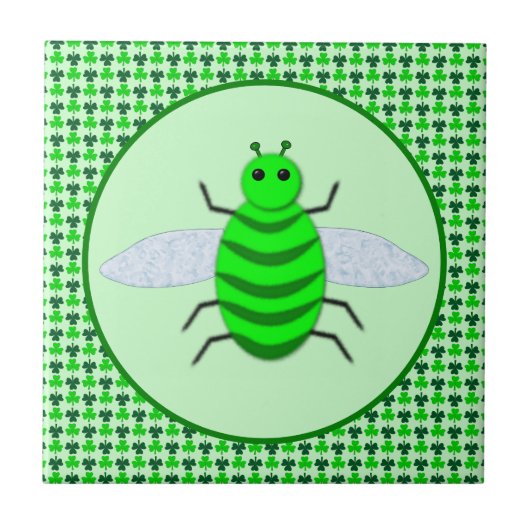 St. Patricks Day Bienen und Kleeblätter Fliese (Vorderseite)