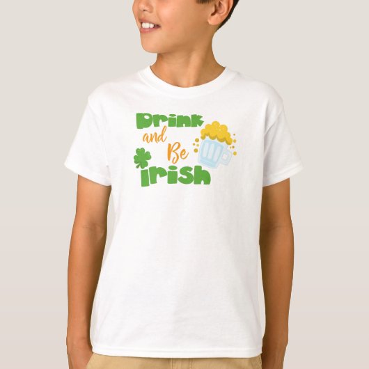 St. Patrick's Day, Bier, trinken und irisch sein T-Shirt (Vorderseite)