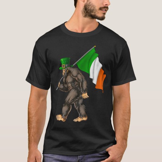 St. Patrick's Day Bigfoot Ireland Flag T-Shirt (Vorderseite)