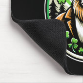 St. Patrick's Day Bigfoot Leprechaun Sasquatch Iri Mousepad (Ecke)