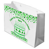 St Patrick's Day Birthday Cake Customizable Candle Große Geschenktüte (Rückseite Schrägansicht)