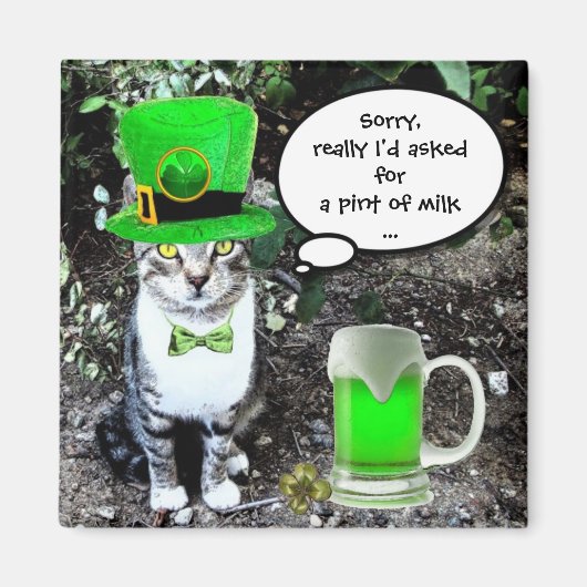 ST PATRICK'S DAY CAT WITH GREEN IRISH BEER MAGNET (Vorne)