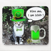 ST PATRICK'S DAY CAT WITH GREEN IRISH BEER MOUSEPAD (Vorne)