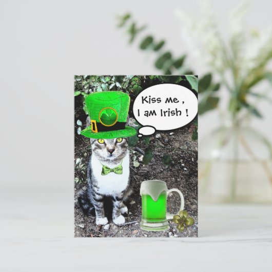ST PATRICK'S DAY CAT WITH GREEN IRISH BEER POSTKARTE (Stehend Vorderseite)