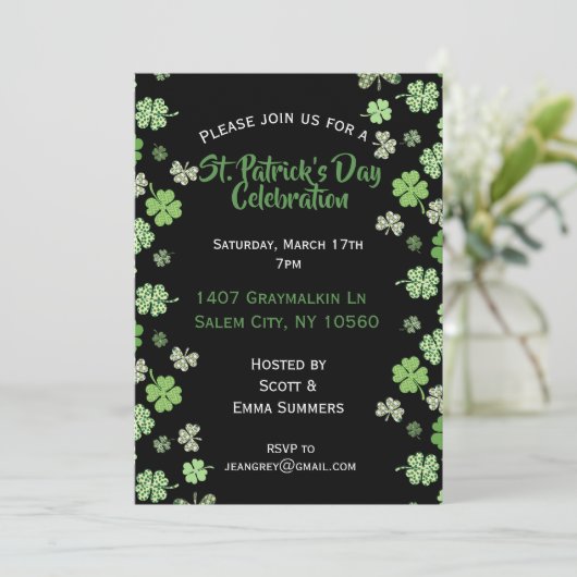 St Patrick's Day Celebration Black Kleeblatt Clove Einladung (Stehend Vorderseite)