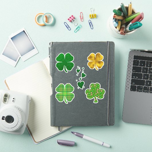 St. Patrick's Day Clover Hearts Kleeblatt Aufkleber (iPad Hülle)