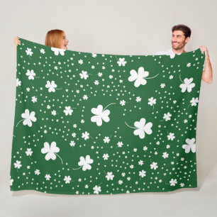 St Patrick's Day Clover Pattern Fleecedecke