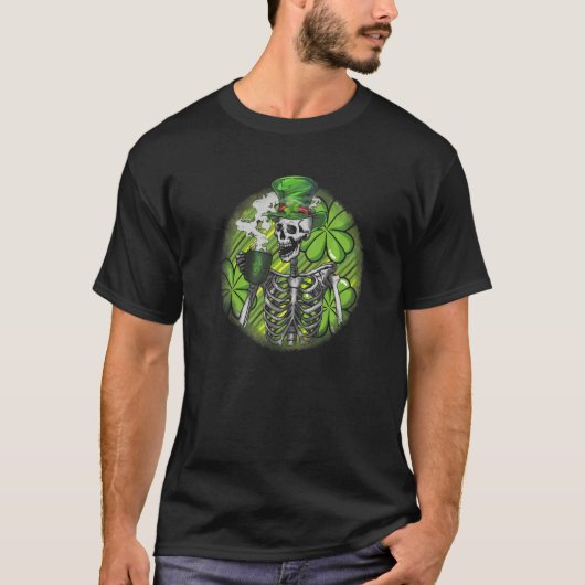 St Patricks Day Coffee Skeleton Kleeblatt T-Shirt (Vorderseite)