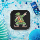 St Patricks Day Dab Dabbing Leprechaun Green Pappteller (Party)