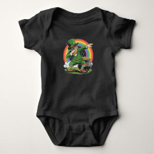 St Patricks Day Dabbing Kobold Dab-Tanz Baby Strampler