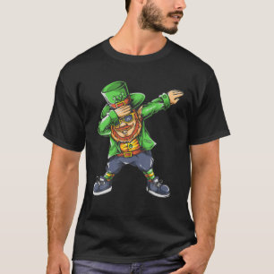 St Patricks Day Dabbing Leprechaun With Lucky Sham T-Shirt
