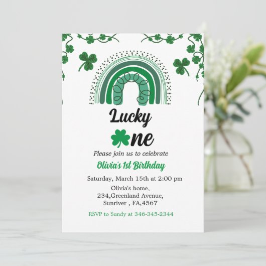 St Patrick's Day Einladung Kleeblatt (Stehend Vorderseite)