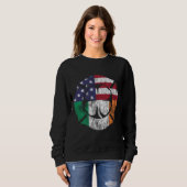 St. Patrick's Day Firefighter Irish American Flag Sweatshirt (Vorne ganz)