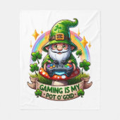 St. Patrick's Day Gamer Gnome Fleecedecke (Vorderseite)