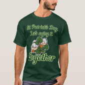St. Patrick's Day - gemeinsam genießen T-Shirt (Vorderseite)