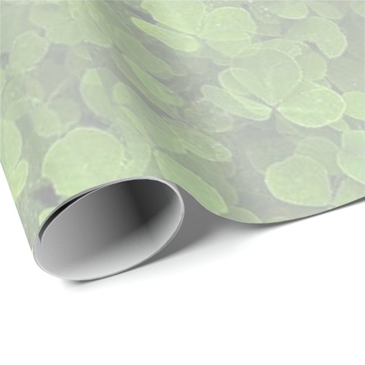 St. Patrick's Day Geschenkpapier (Rolleneckpunkt)