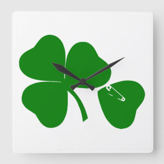 St Patrick's Day - Get Lucky 3 + 1 leaves = 4 Quadratische Wanduhr