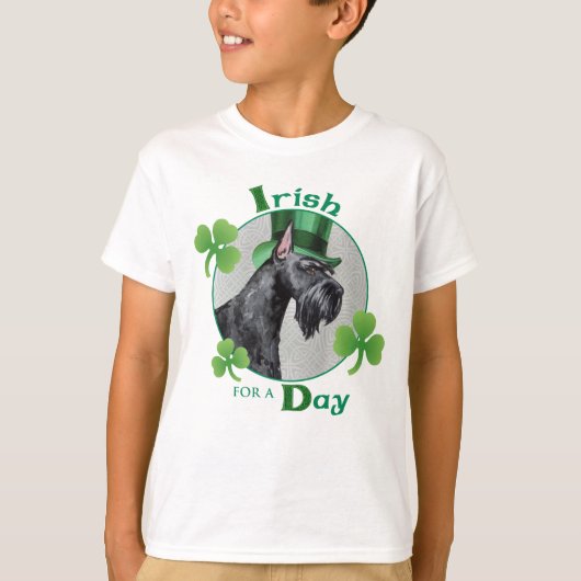 St. Patrick's Day Giant Schnauzer T-Shirt (Vorderseite)