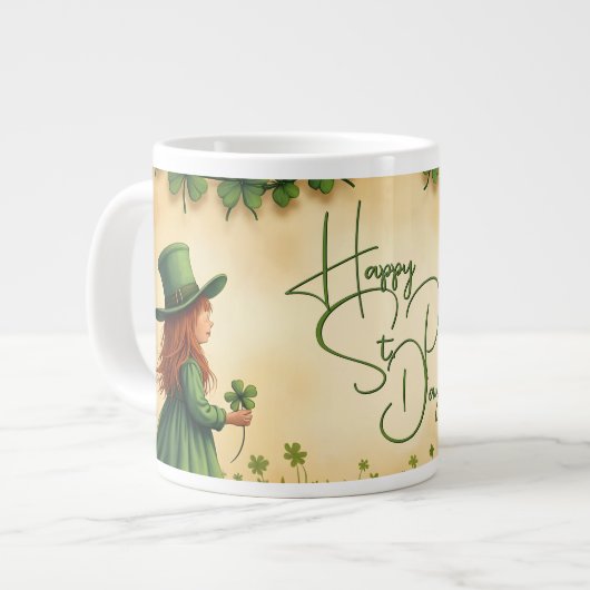 St. Patrick's Day Girl mit Kleeblättern Jumbo-Tasse (Vorderseite Links)
