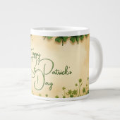 St. Patrick's Day Girl mit Kleeblättern Jumbo-Tasse (Vorderseite Rechts)