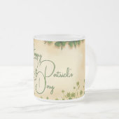 St. Patrick's Day Girl mit Kleeblättern Mattglastasse (VorderseiteRechts)