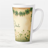 St. Patrick's Day Girl mit Kleeblättern Milchtasse (Rechts)