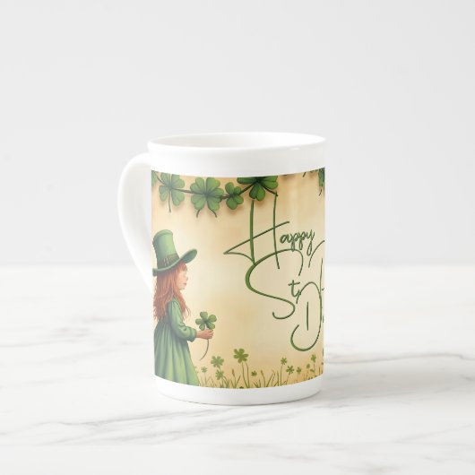 St. Patrick's Day Girl mit Kleeblättern Porzellantasse (Vorderseite Links)