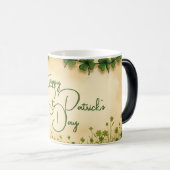 St. Patrick's Day Girl mit Kleeblättern Verwandlungstasse (VorderseiteRechts)