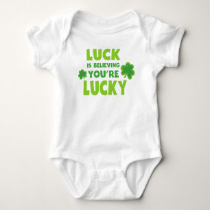 St. Patrick's Day, glücklich, du glaubst glücklich Baby Strampler