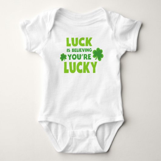 St. Patrick's Day, glücklich, du glaubst glücklich Baby Strampler (Vorderseite)
