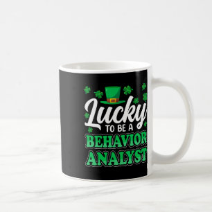 St Patricks Day Glücklich ein Verhaltensanalytiker Kaffeetasse
