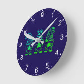St. Patrick's Day Gnomes-60682 Runde Wanduhr (Winkel)