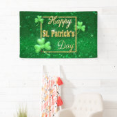 St. Patrick's Day Gold Kleeblatt Banner (Insitu)