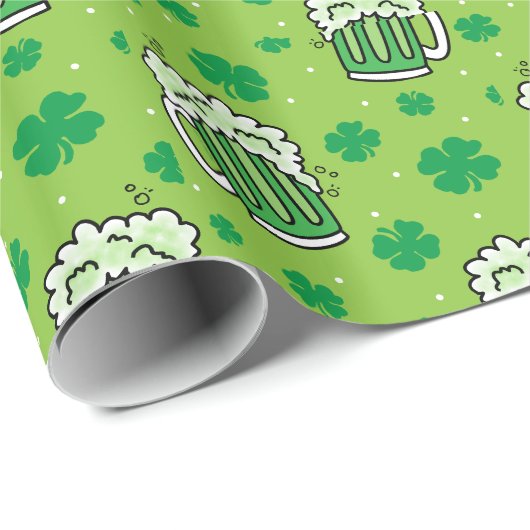 St Patrick's Day Green Beer Pattern Geschenkpapier (Rolleneckpunkt)