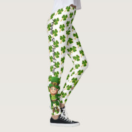 St Patrick's Day Green Clover auf hellen Weiß Leggings