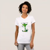 St Patricks Day Green Cocktail w Leprechaun Tshirt (Vorne ganz)