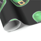 St Patrick's Day Green Derby Hat Muster auf schwar Geschenkpapier (Rolleneckpunkt)