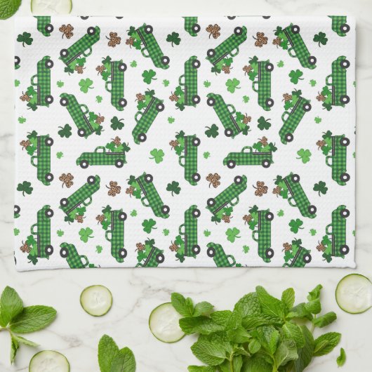 St Patricks Day Green Kariert Truck Clover Leaf Geschirrtuch (Gefaltet)
