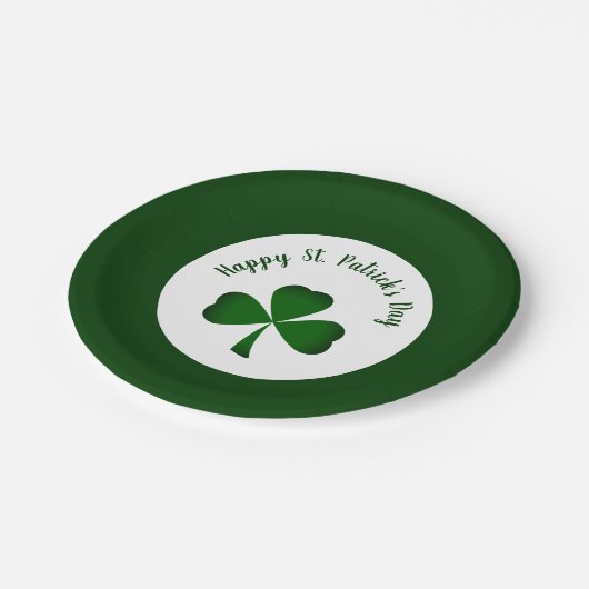 St. Patrick's Day Green Kleeblatt Pappteller (Schrägansicht)