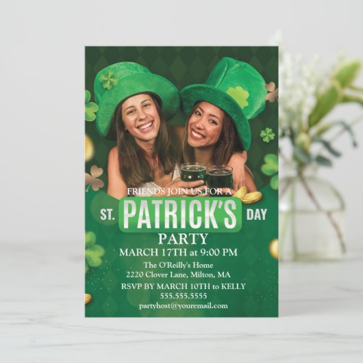 St. Patrick's Day Green Kleeblatt Vine Irish Party Einladung (Stehend Vorderseite)