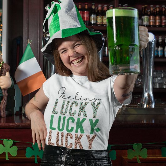 St. Patrick's Day Green Kleeblatt Vine Irish Party T-Shirt